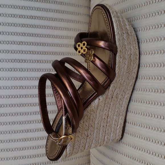 LOUIS VUITTON WEDGE SANDALS LV CLOVER DETAILS - Picture 3 of 11